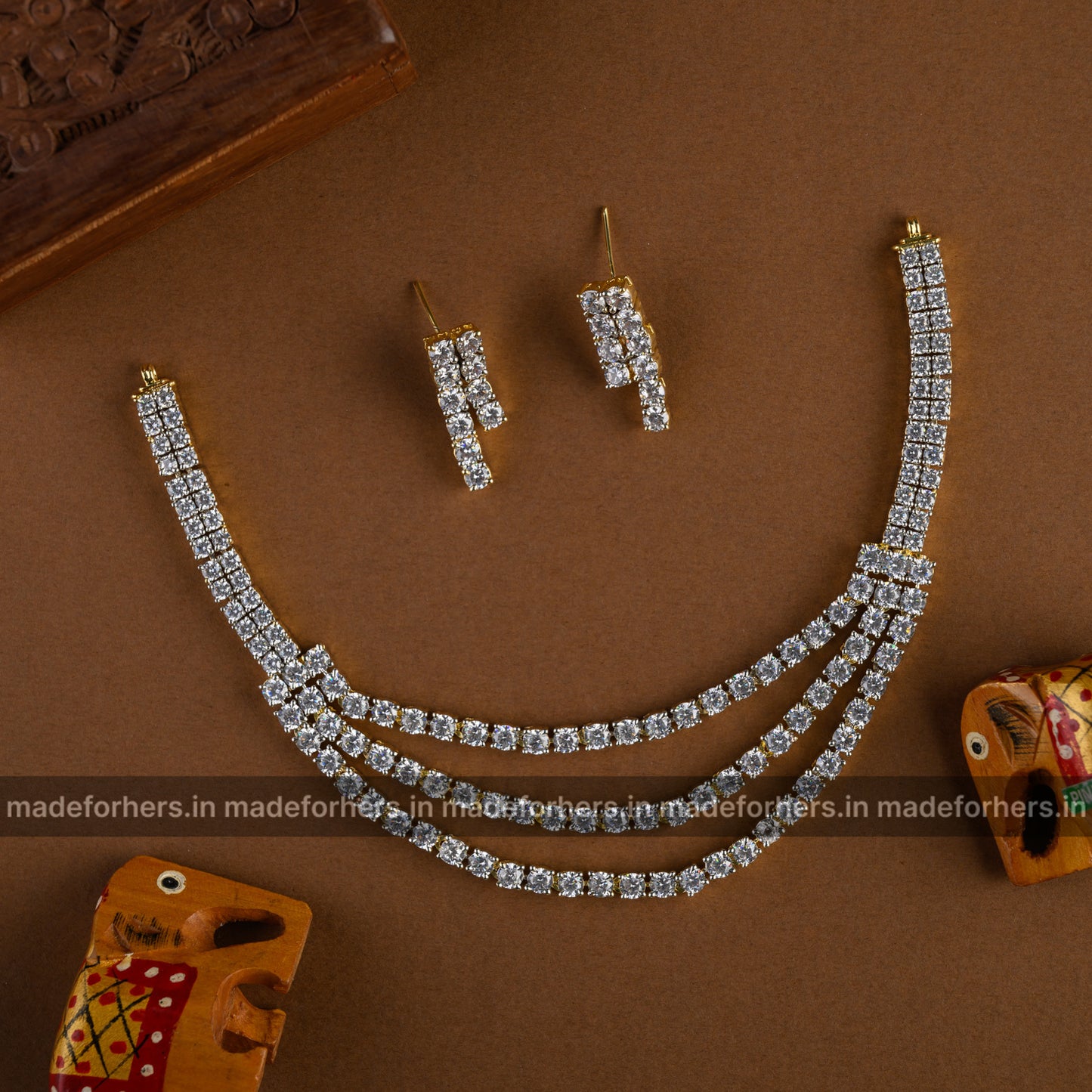Livia neckpiece