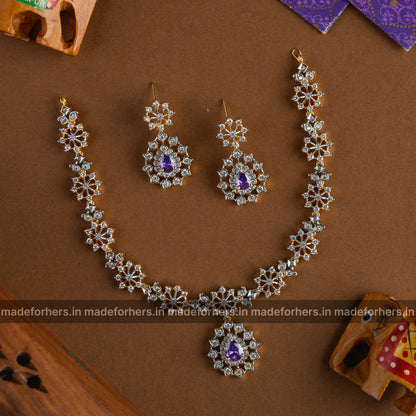 Marcel neckpiece - purple