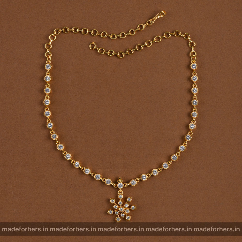 Kapila floral -neckpiece