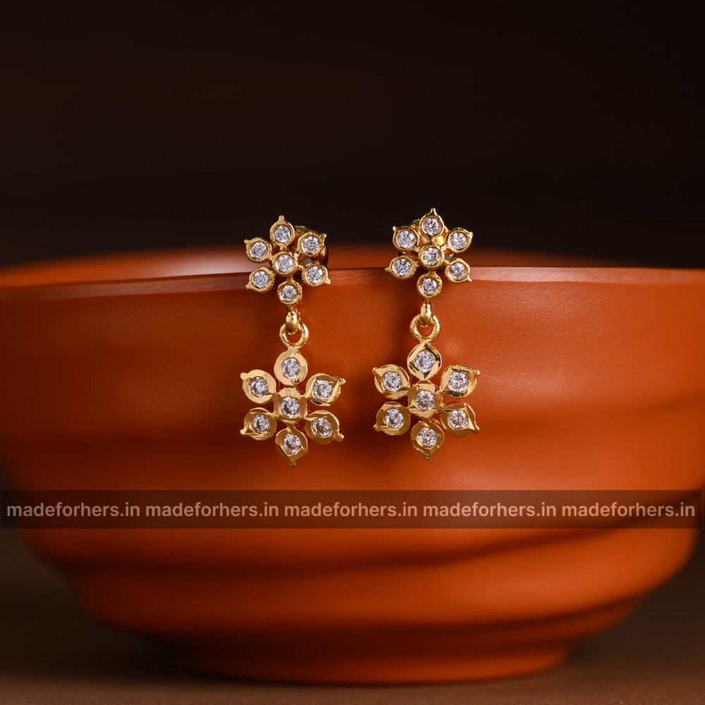 Floral drop earstud