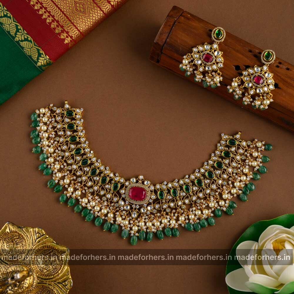 Kundhavai Statement Choker