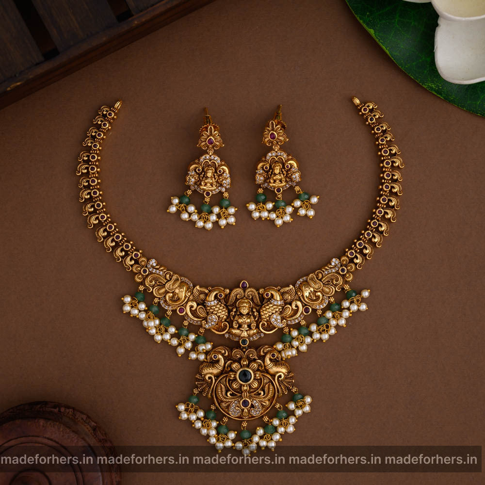 Neckpiece