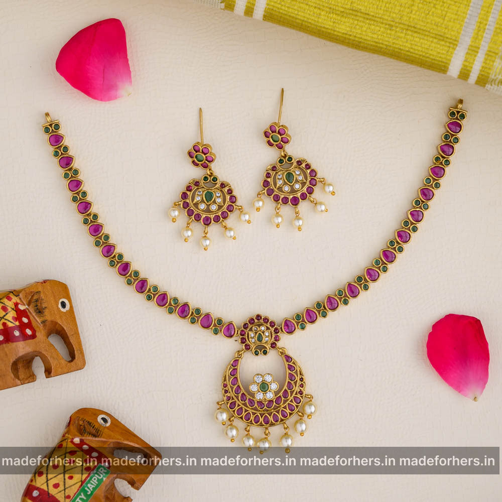 Neckpiece