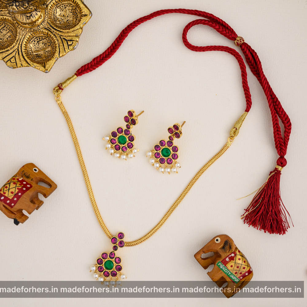 Neckpiece