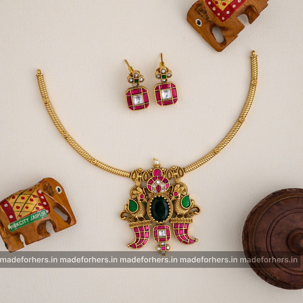Neckpiece