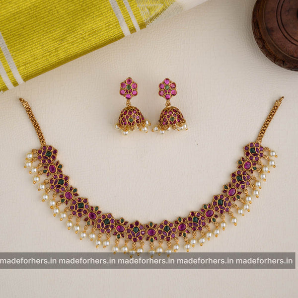 Neckpiece
