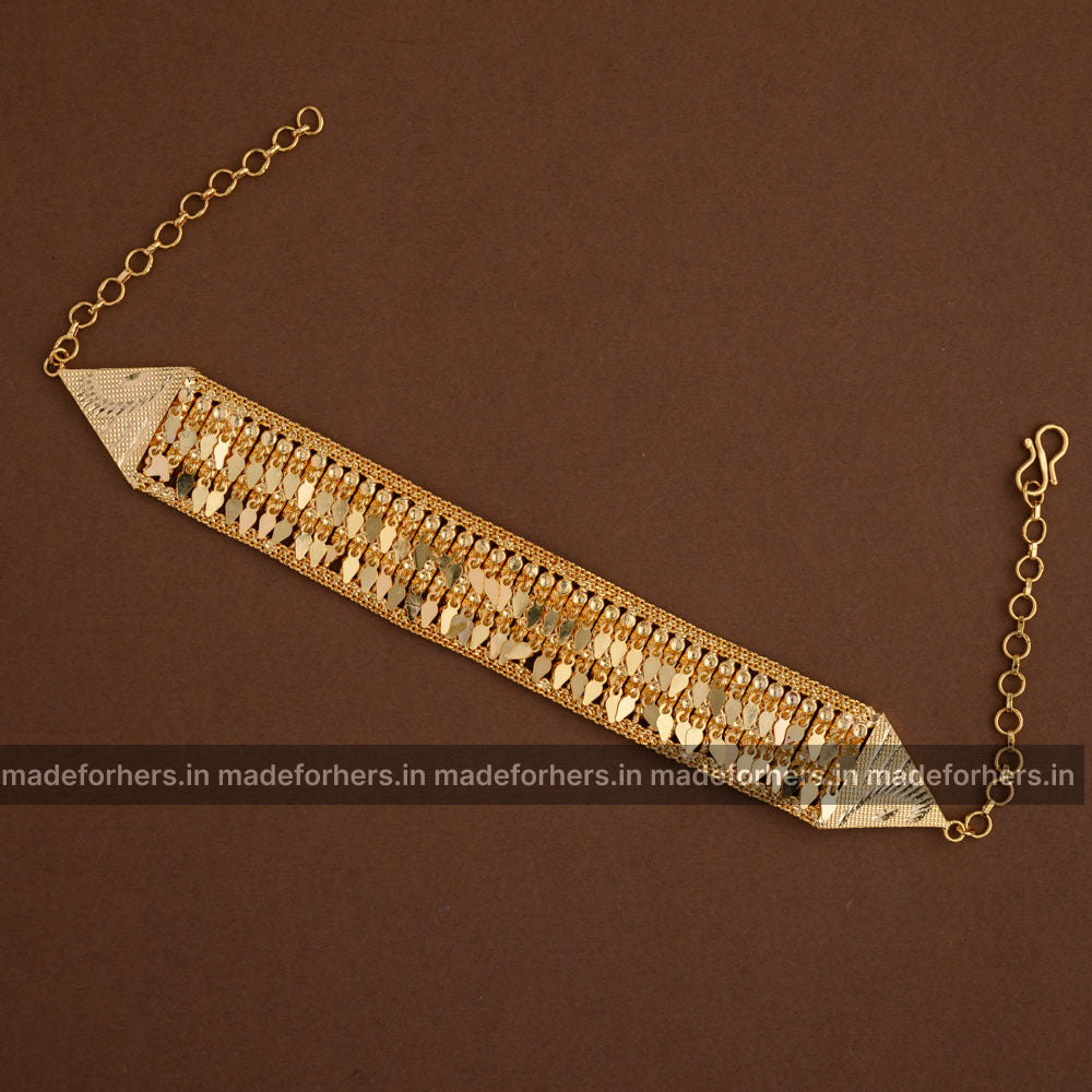 Elakka Thaali Choker