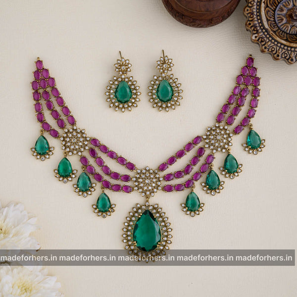 Neckpiece