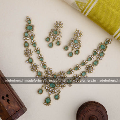 Neckpiece
