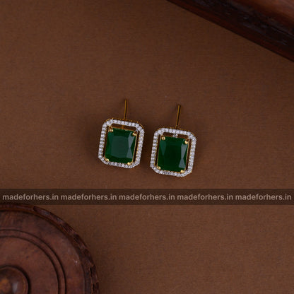 Diamond inspired Neckpiece - Green