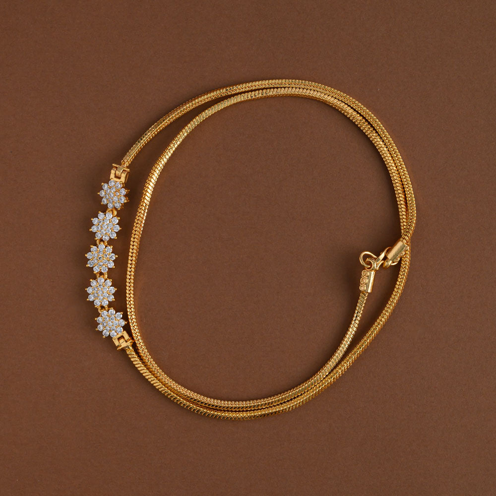 Floral mugappu chain