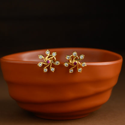 Impon rangoli floral earstud - Venus