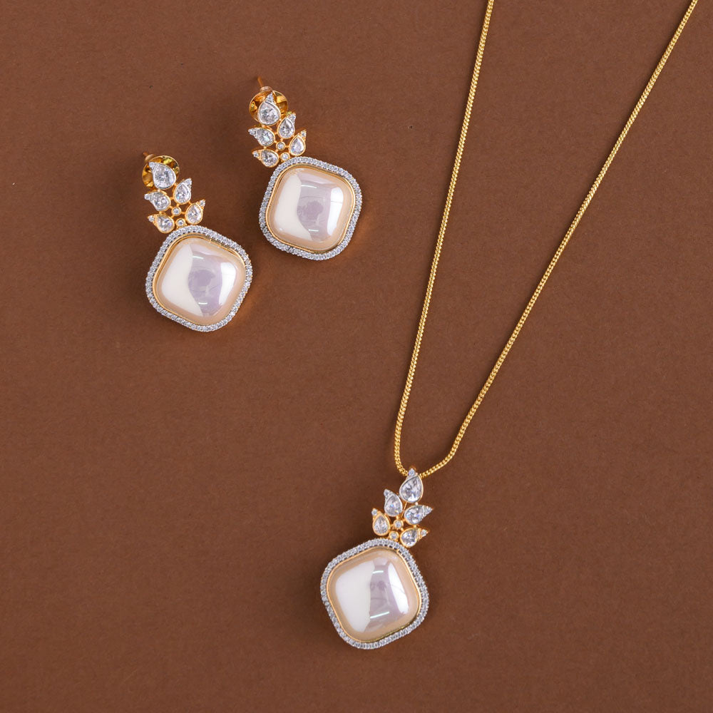 Diamond inspired pendent mid - length chain