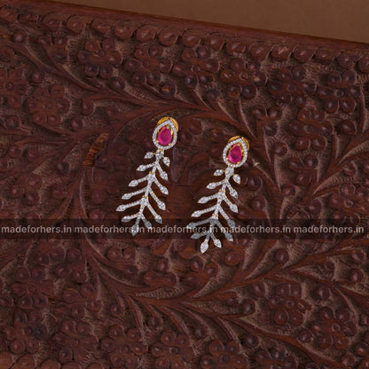 Sinamika diamond inspired neckpiece set - RUBY