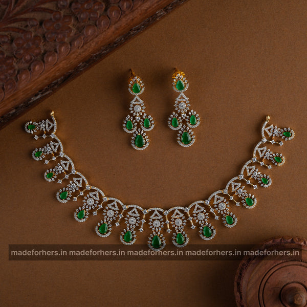 Swaros diamond insp neckpiece