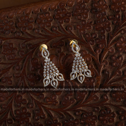 Swaros mangas diamond insp neckpiece