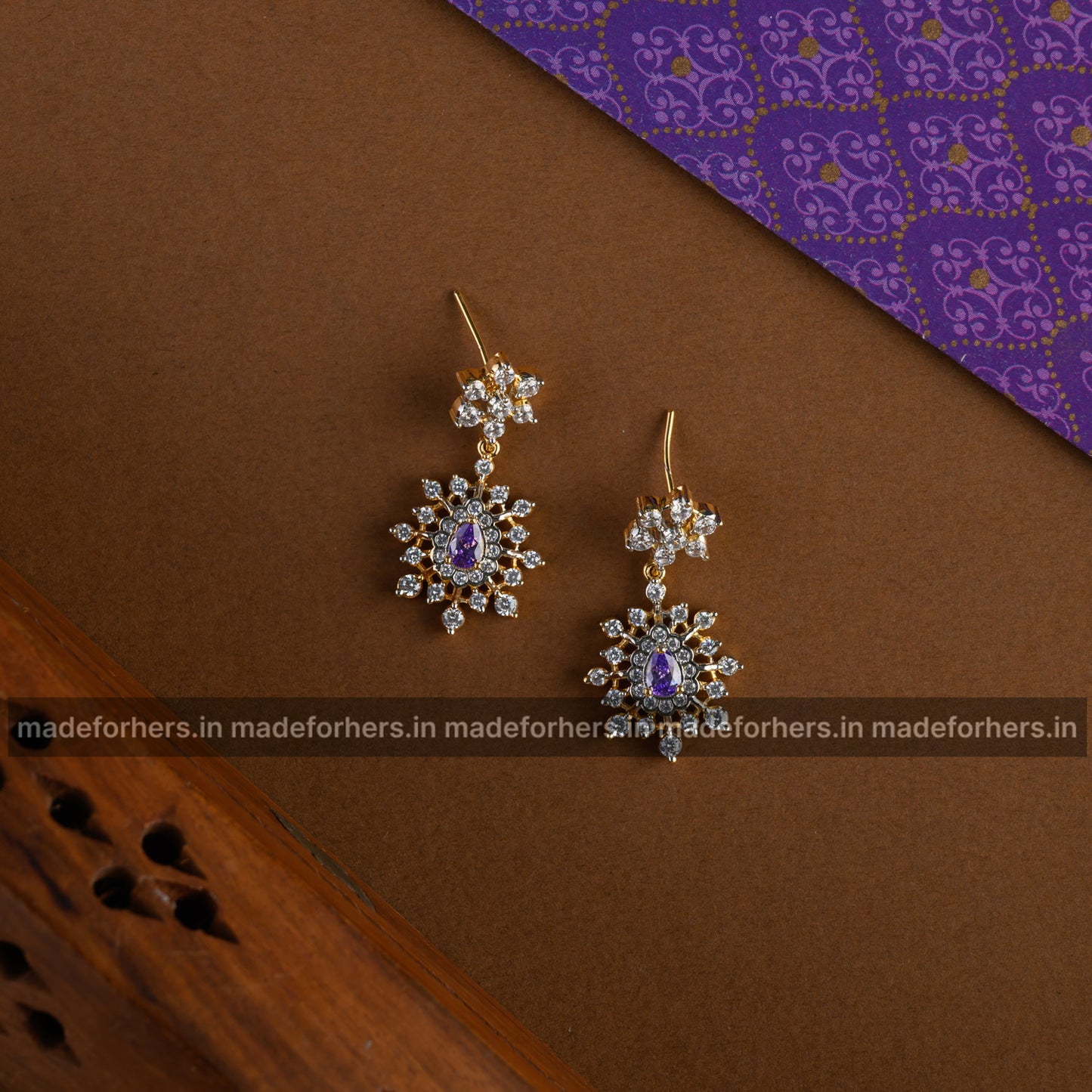 Rosaline Neckpiece - purple