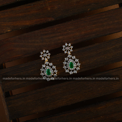 Marcel neckpiece - green - Emerald