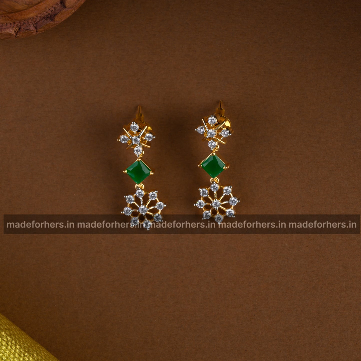 Claudia neckpiece - green - Emerald