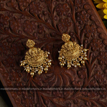 Nagasi Jadau Neckpiece