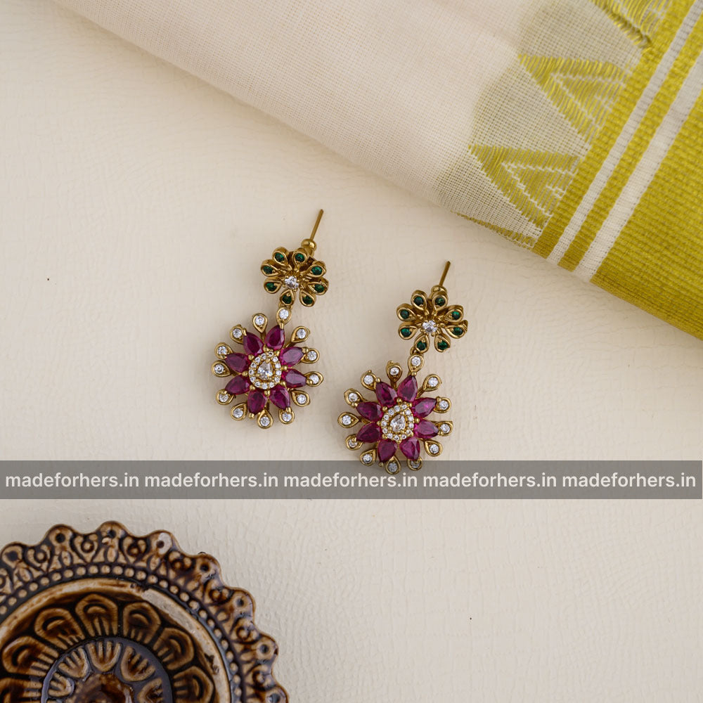 Neckpiece