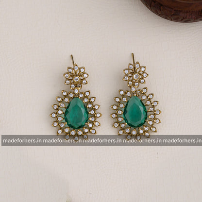 Neckpiece