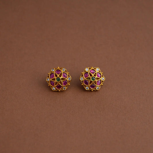 Kempu floral earstud  - stud - Keralam - Minmini