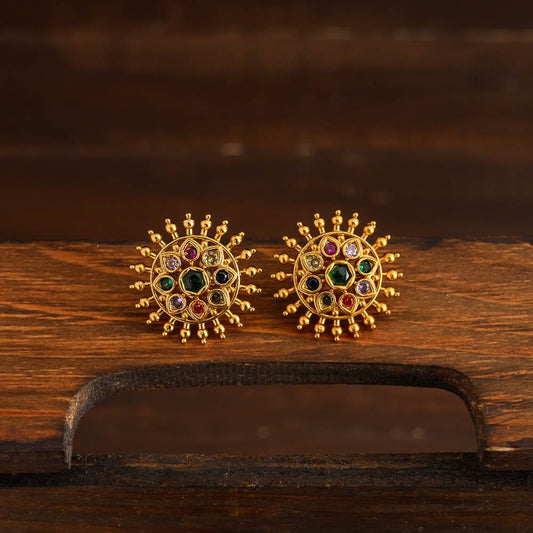 Vintage earstud  - stud - Keralam