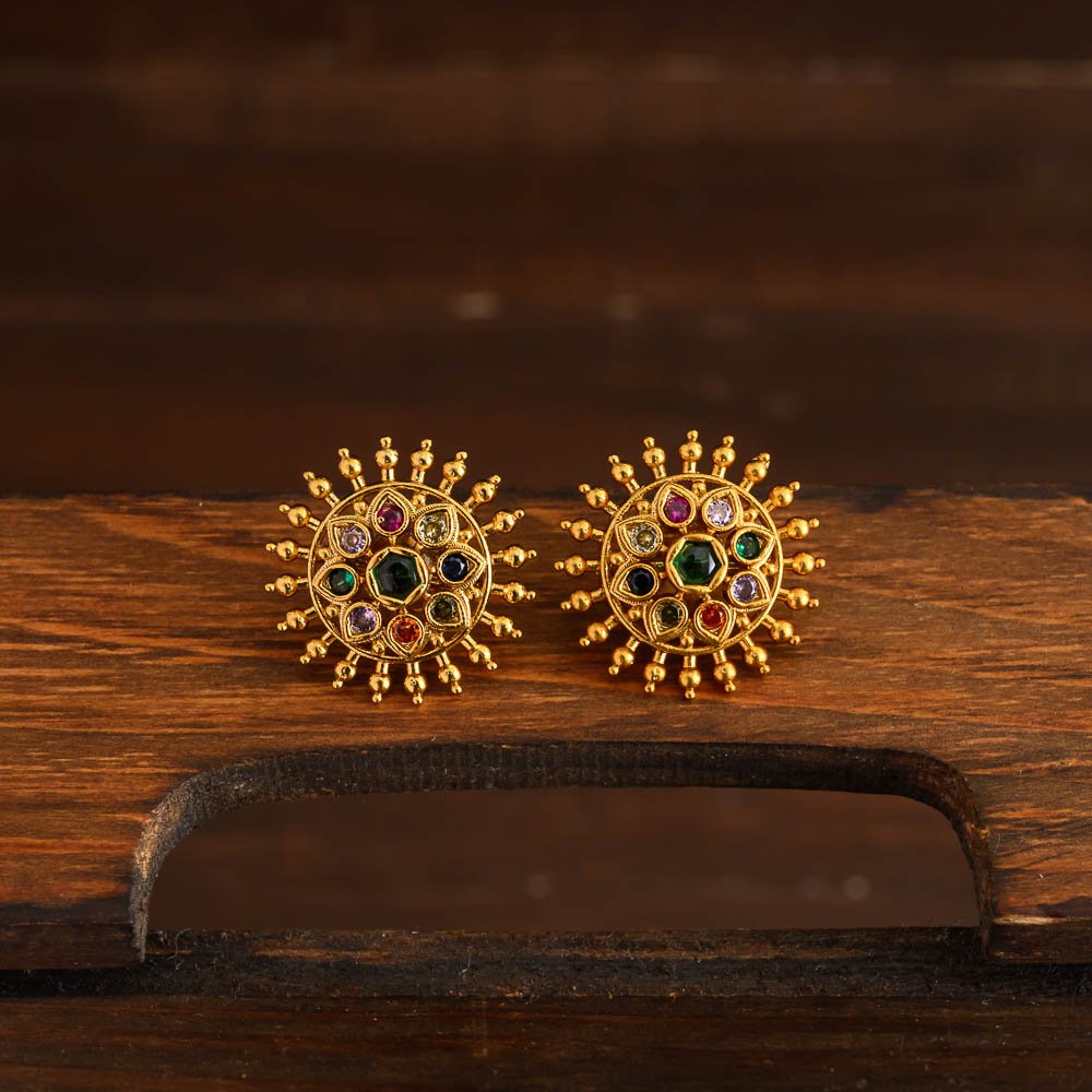 Vintage earstud  - stud - Keralam