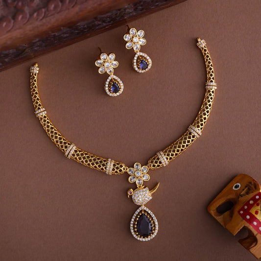 Manasilayo  neckpiece - hasli