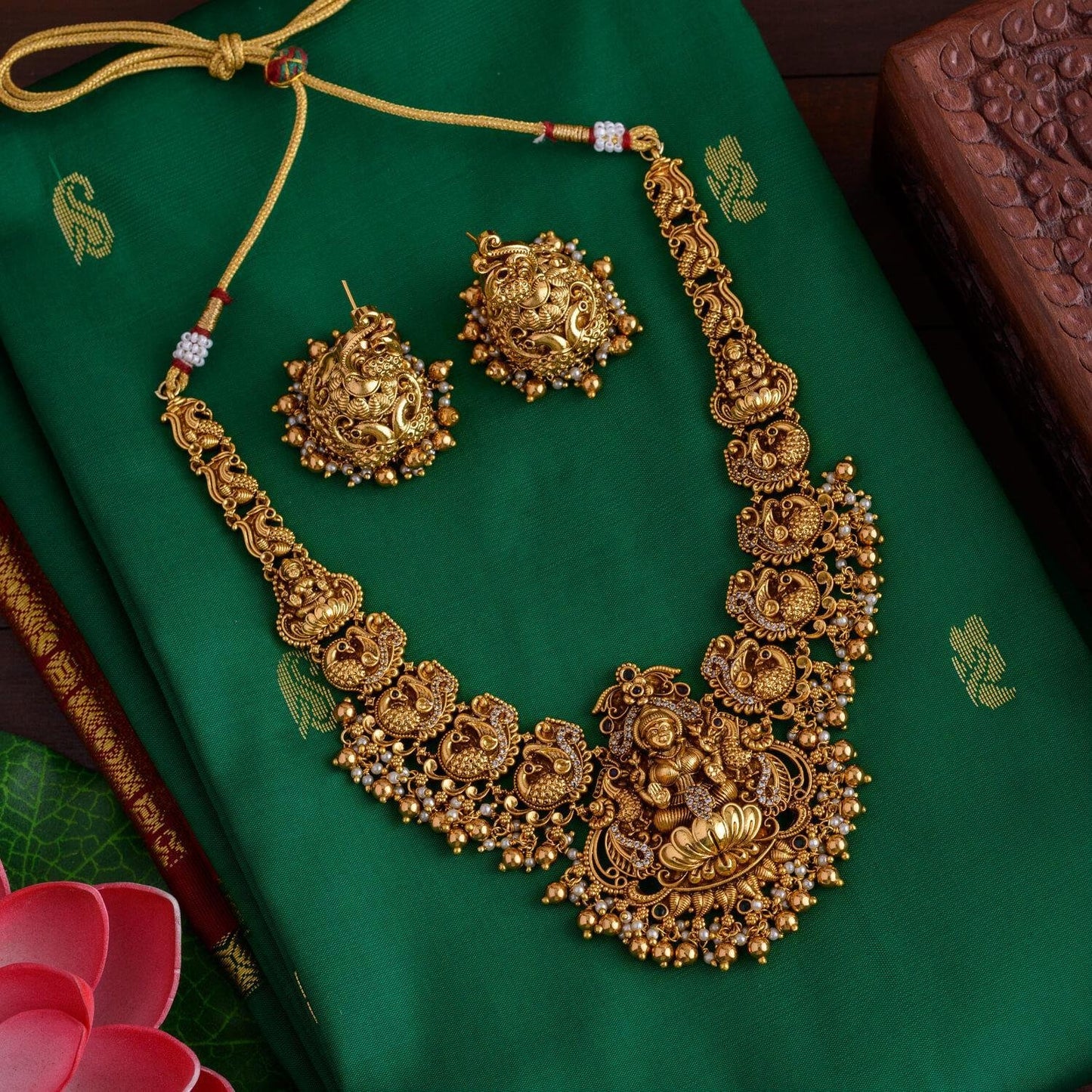 Nakshi neckpiece set  - Temple designer-kamatchi