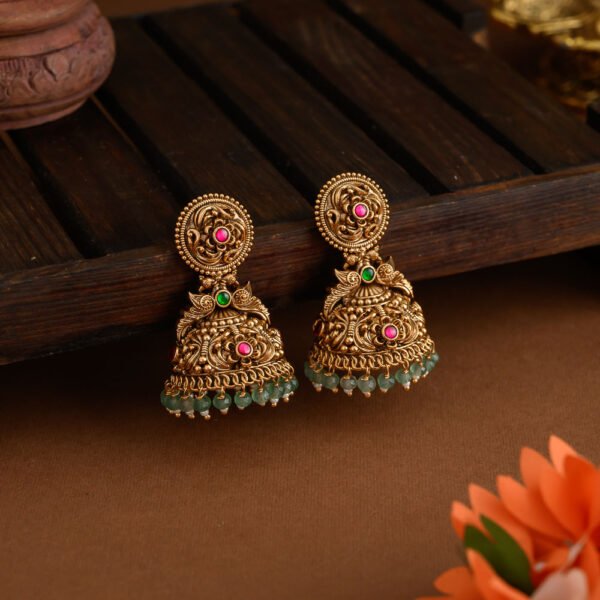 Jadau jhumkas - yazhi
