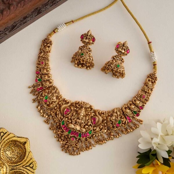 shesha jadau neckpiece-mookuthi amman
