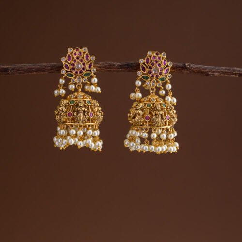 Tamara Lakshmi jhumka