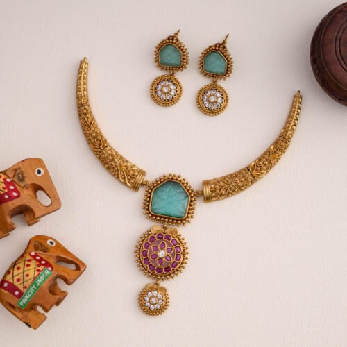 Suhana hasli neckpiece