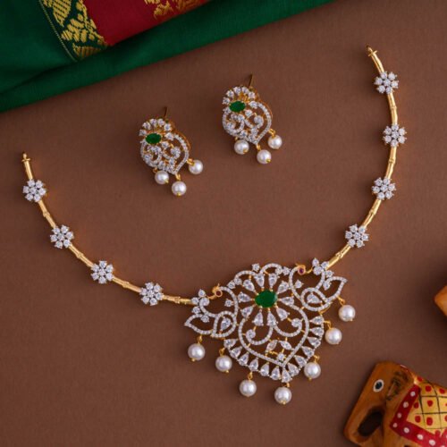 Diamond inspired hasli neckpiece - green