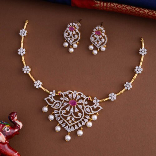 Diamond inspired hasli neckpiece - sephoria