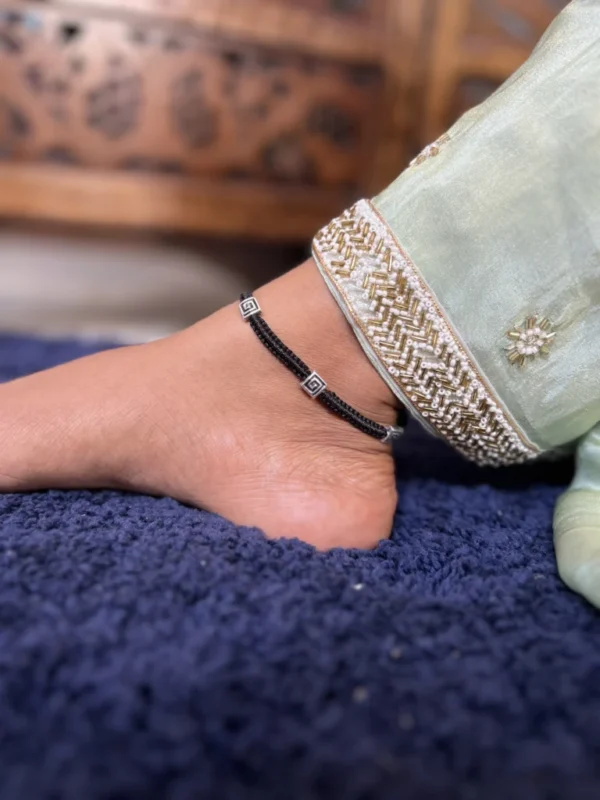 Single leg anklet