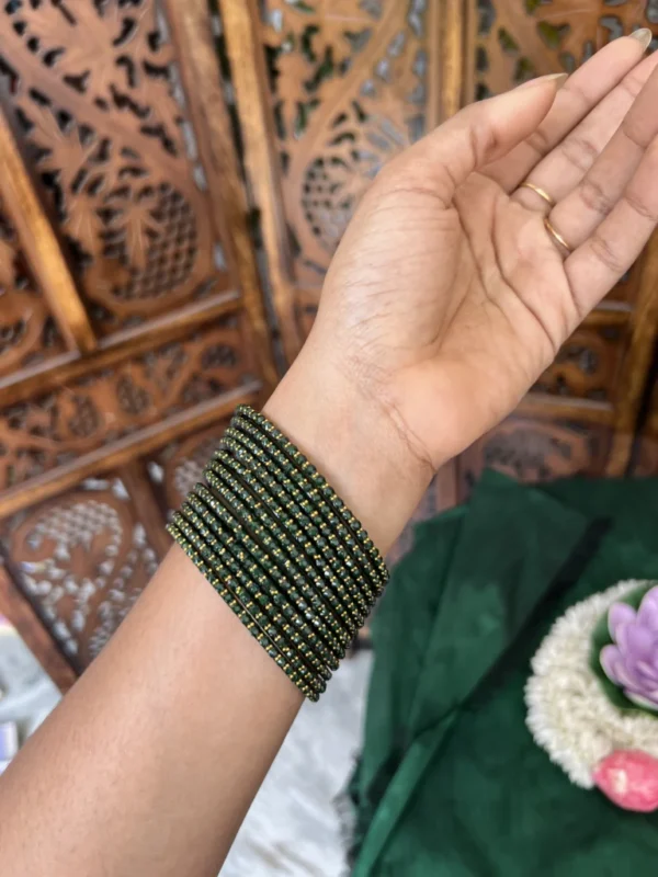 Rain drop bangle - Kayal - Dark green