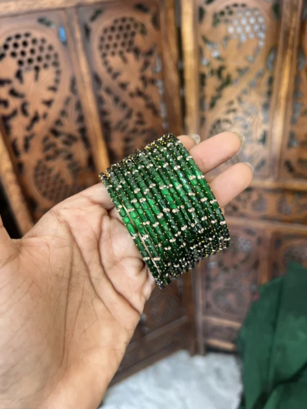 Rain drop bangle - Yazhini - green