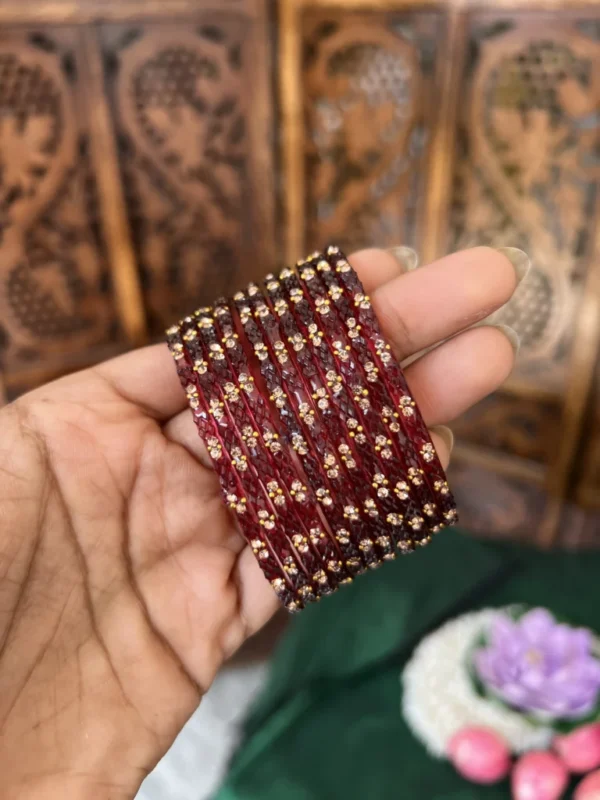 Rain drop bangle - Maroon