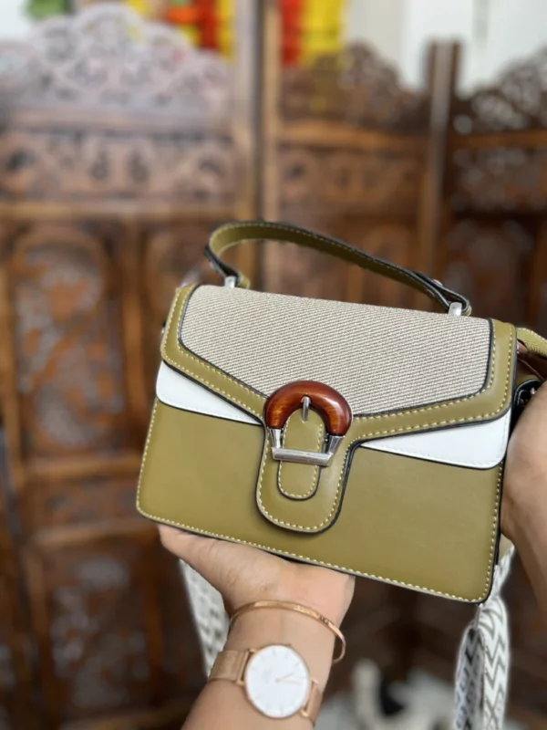 Bridal clutch bag - Image 4
