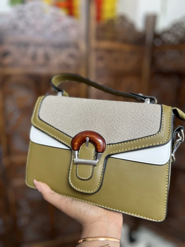 Bridal clutch bag