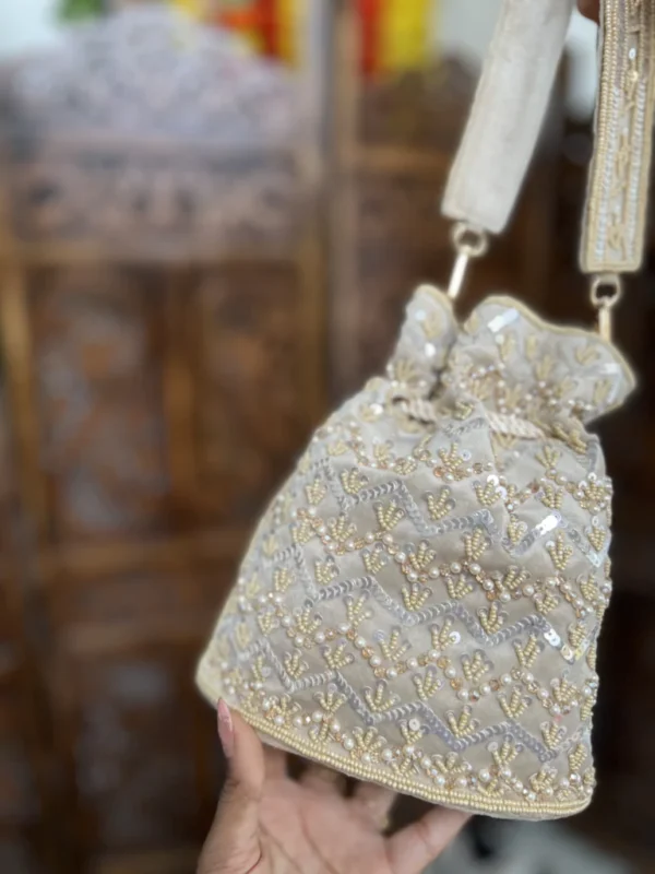 Bridal clutch bag - Image 3