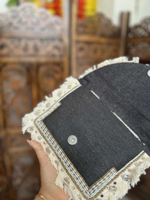 Bridal clutch bag - Image 4