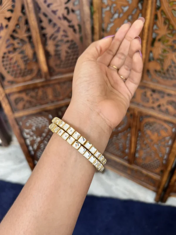 Silk thread bangle - big squire