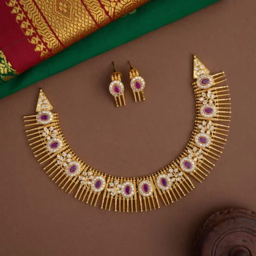 Eira neckpiece