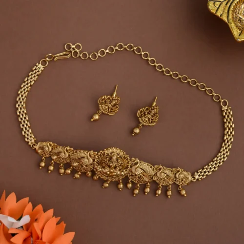 Muthazhagi choker