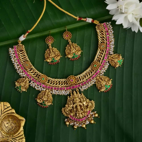 Pothigai jadau neckpiece