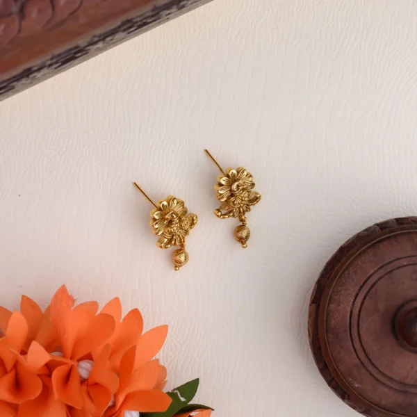 Hare krishner neckpiece - Image 2